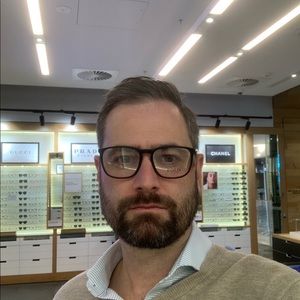 Meet your Posher, Jason